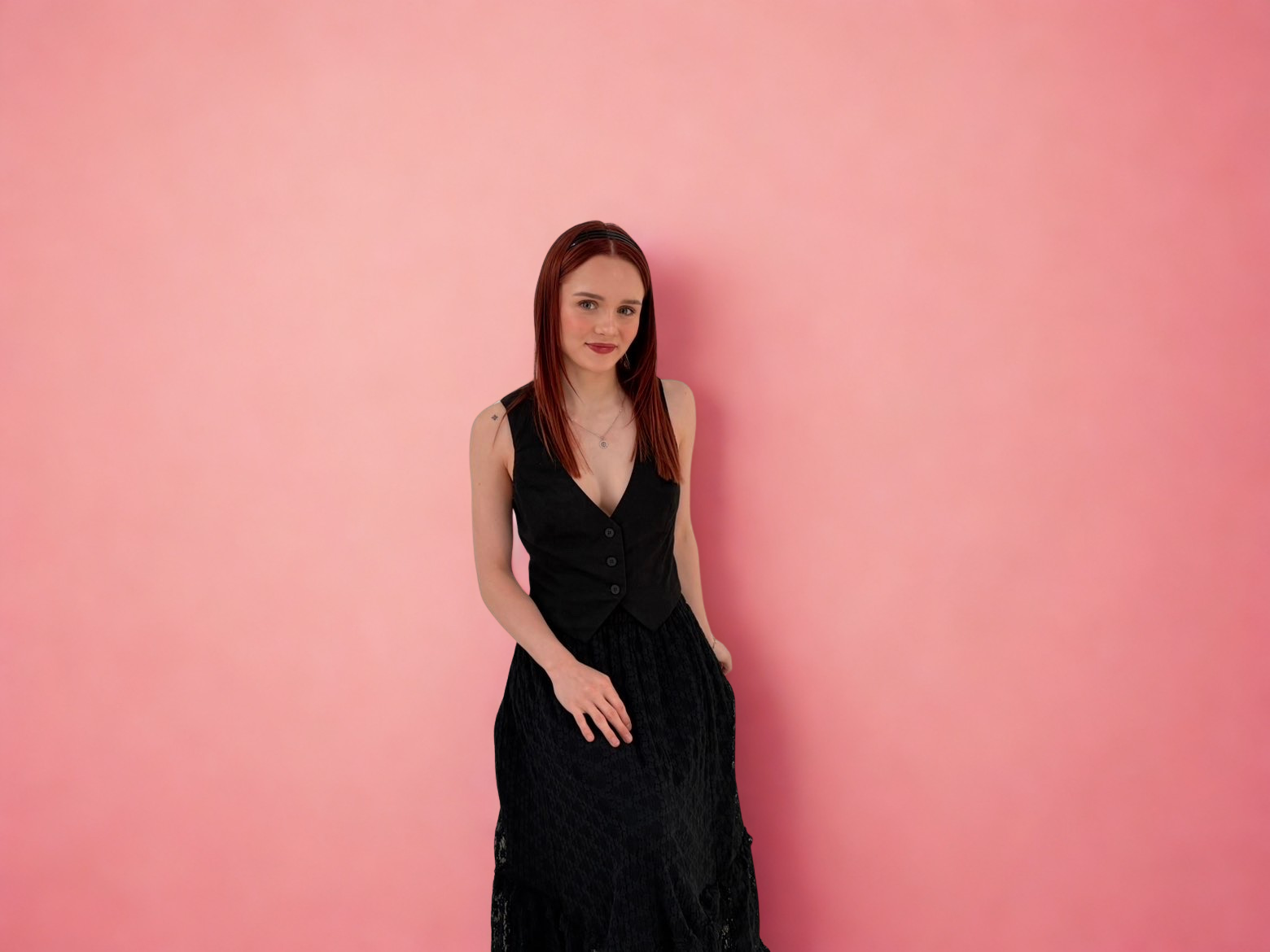 Evie - Fine Line Tattoo Artist